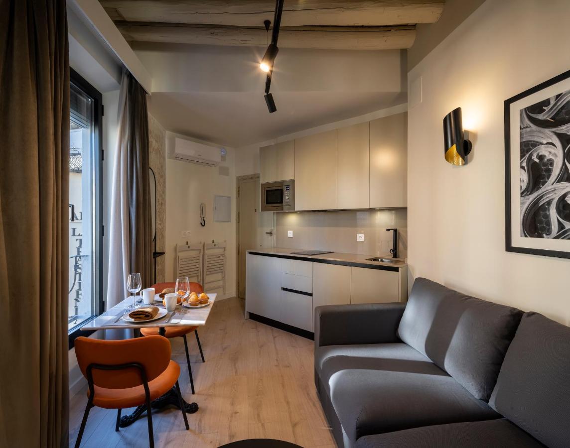 Home4U, Plaza Nueva 3 Granada Ngoại thất bức ảnh